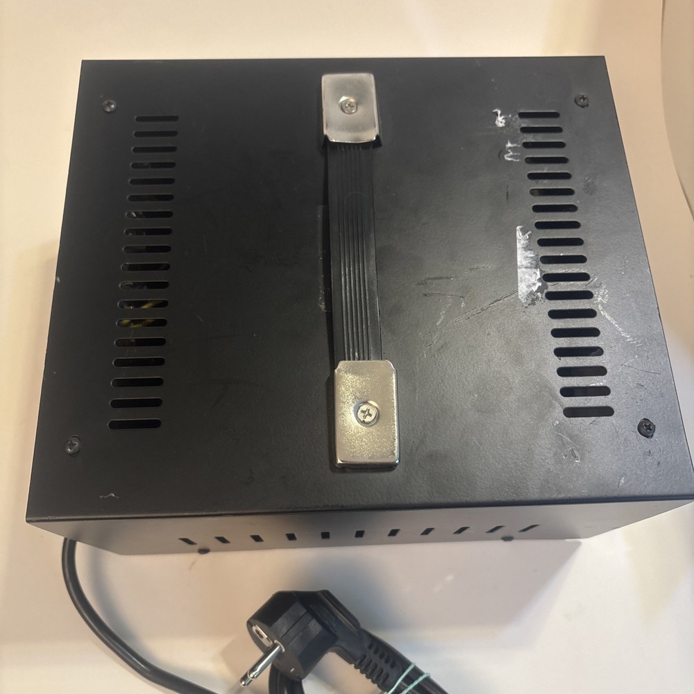 Diamond Series DSR-1000 Automatic Voltage Regulator And Converter Untested