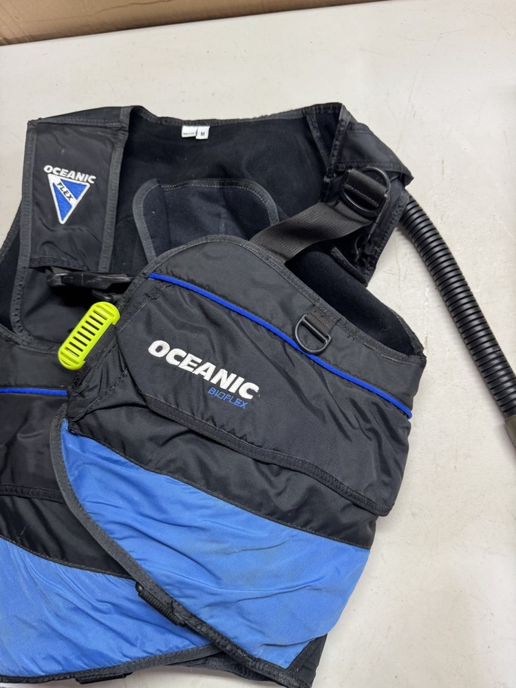 Oceanic Bioflex BCD Size M