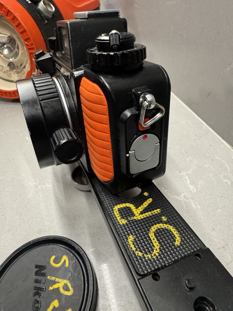 Nikonos v Underwater 35mm Camera.