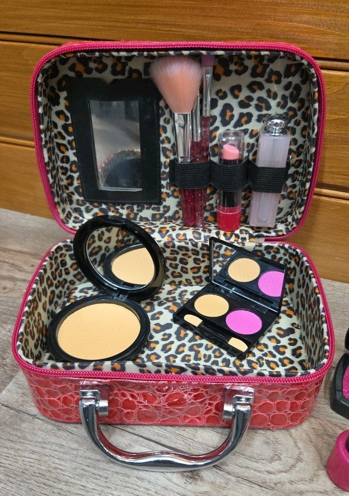 Children’s Makeup Kit & Case Designed For Imaginative Play Includes Items Shown