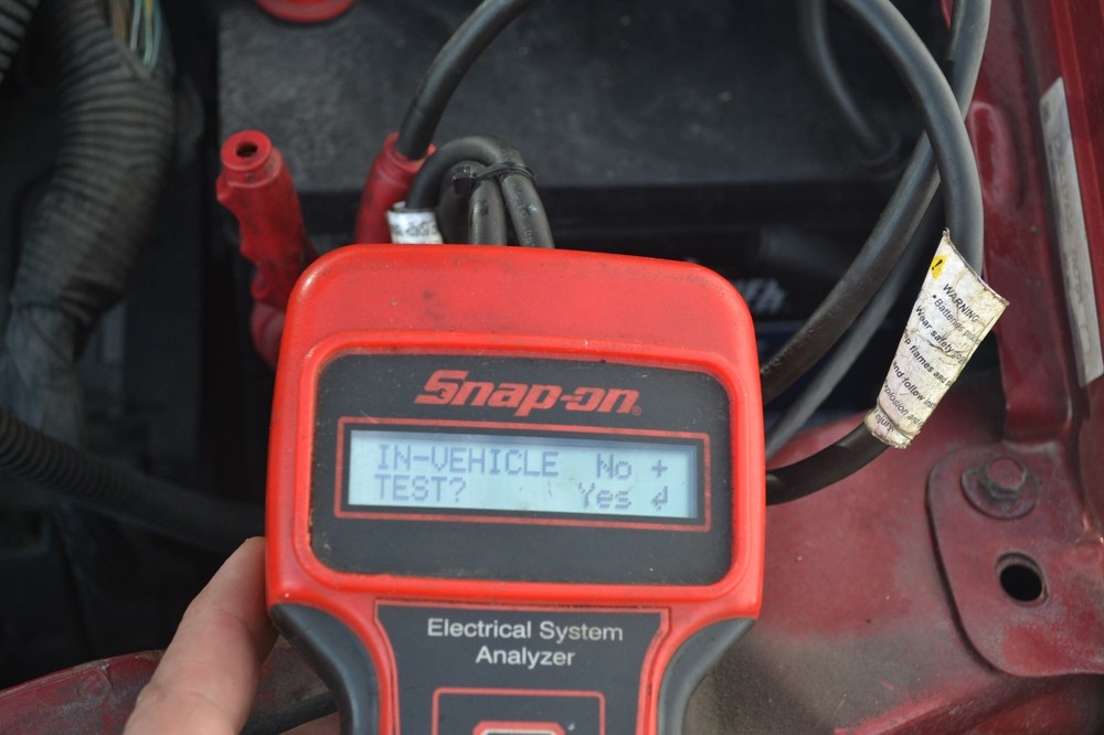 snap-on tools electrical system analyzer micro LCD YA2636 battery load tester