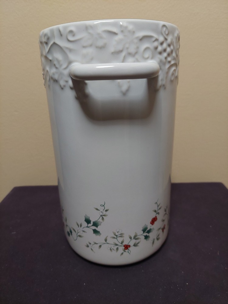 Pfaltzgraff - Winterberry 8" Wine Chiller