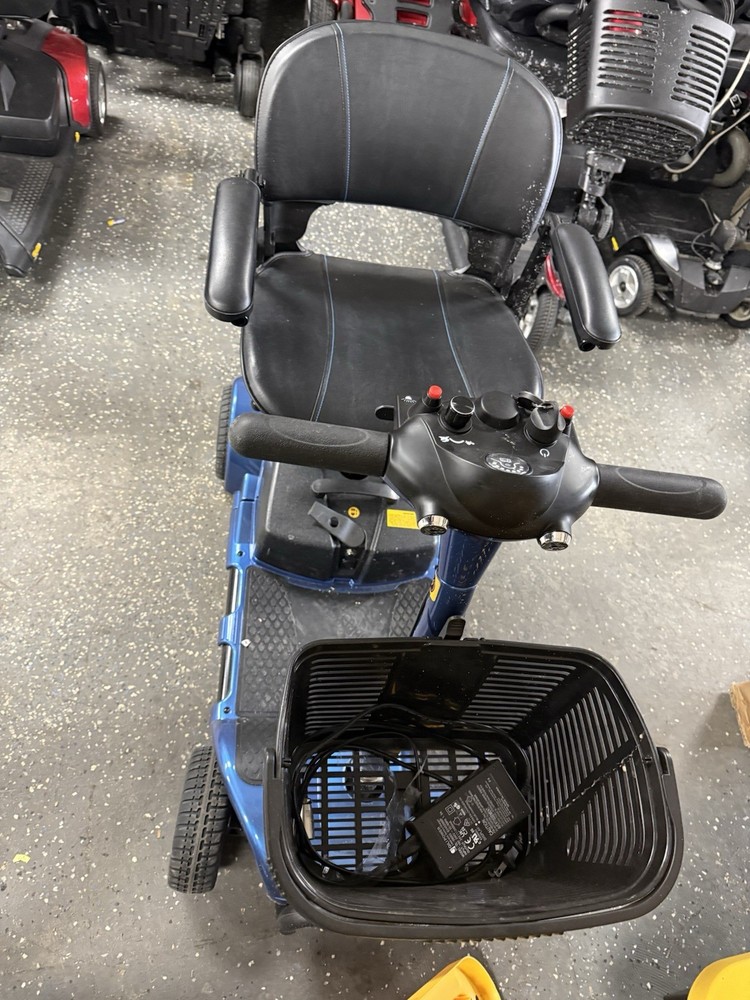 Vive 4 Wheel Electric Powered Mobility Scooter - Blue