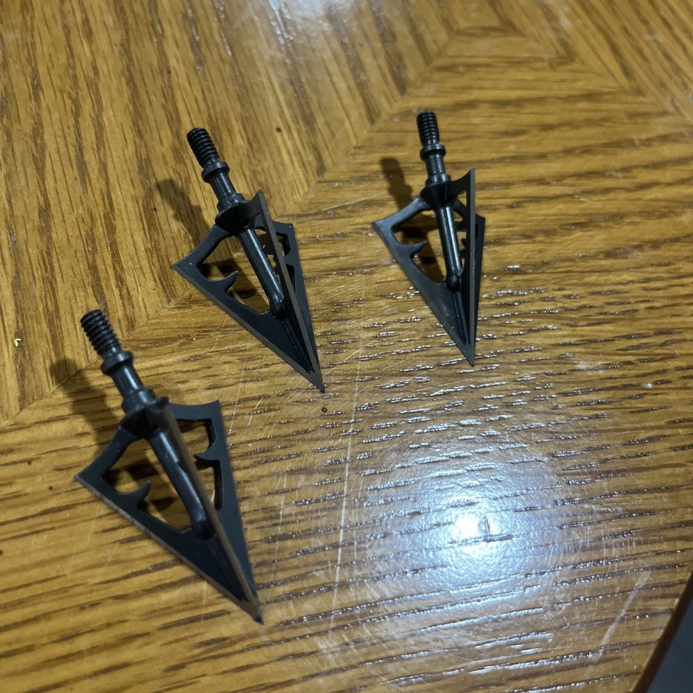 NAP Hellrazor Broadheads (3)