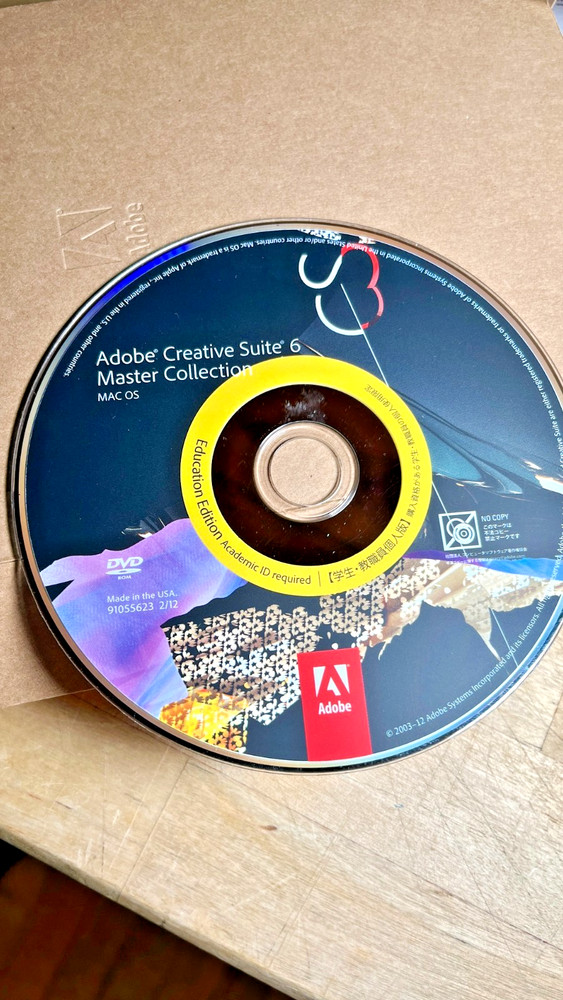 Adobe CS6 MASTER COLLECTION ( USA ) - Creative Suite, Student & Teacher Edition