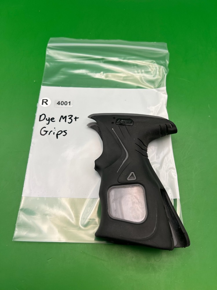 Dye M3+ Grips Black