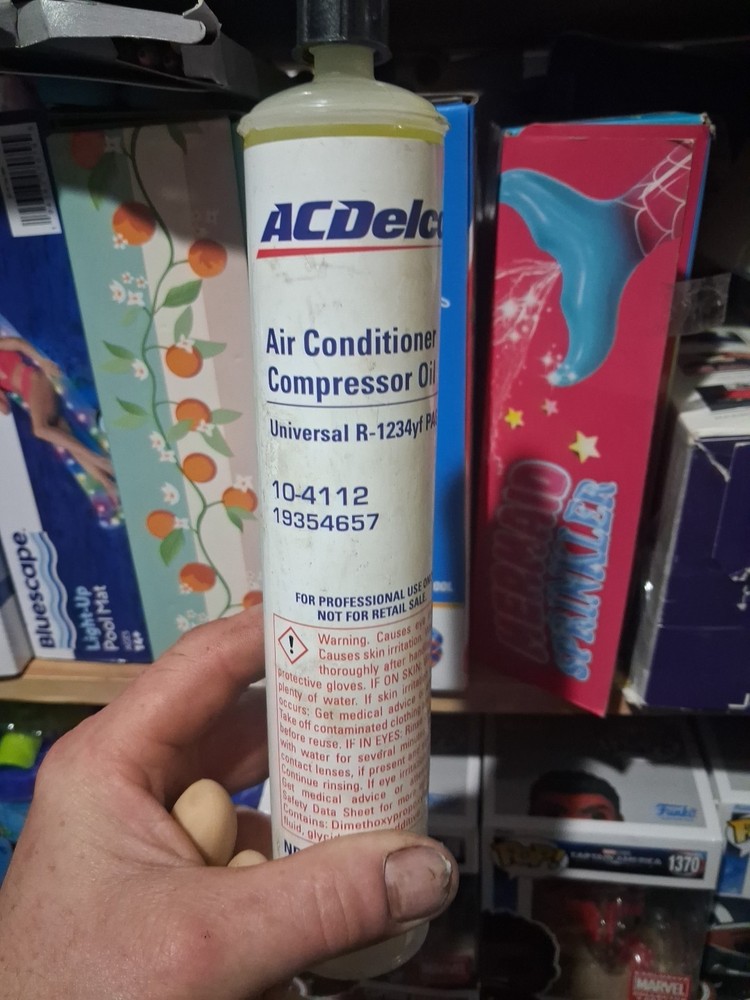 Refrigerant Oil