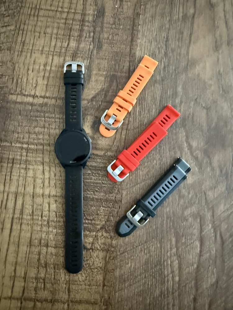 Garmin Forerunner 165 Running Smartwatch AMOLED Display Training Black / Slate.