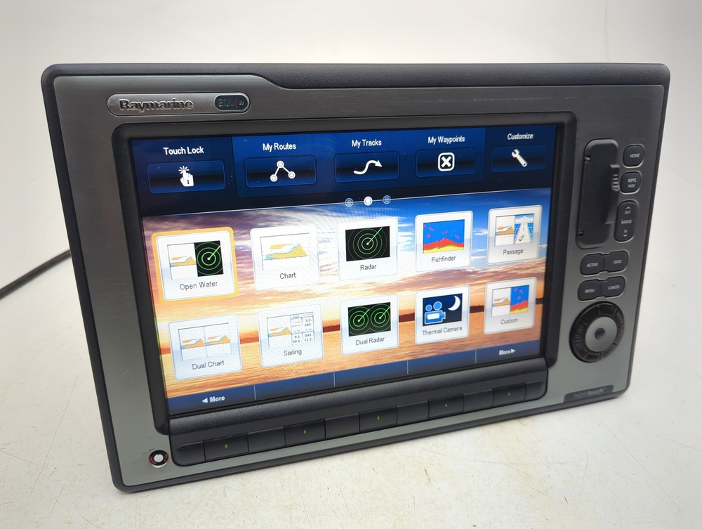 Raymarine E120W E62223 Touchscreen 12" FishFinder Radar GPS Chartplotter Display