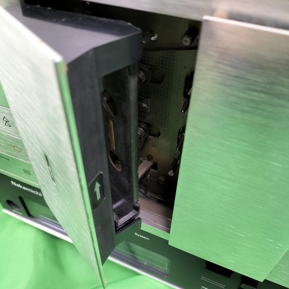 NAKAMICHI 700 cassette deck