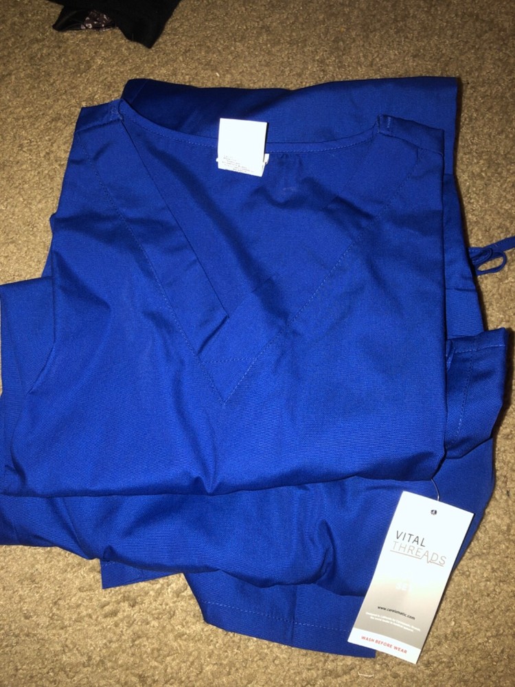 Vital threads galaxy blue scrub set size XL—-NWT