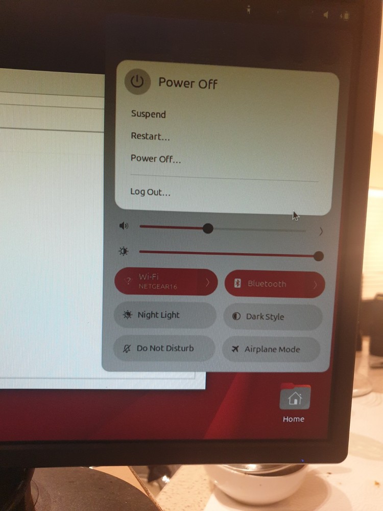 Linux Ubuntu 25.10, 64-bit, Bootable Live and Install USB Flash Drive