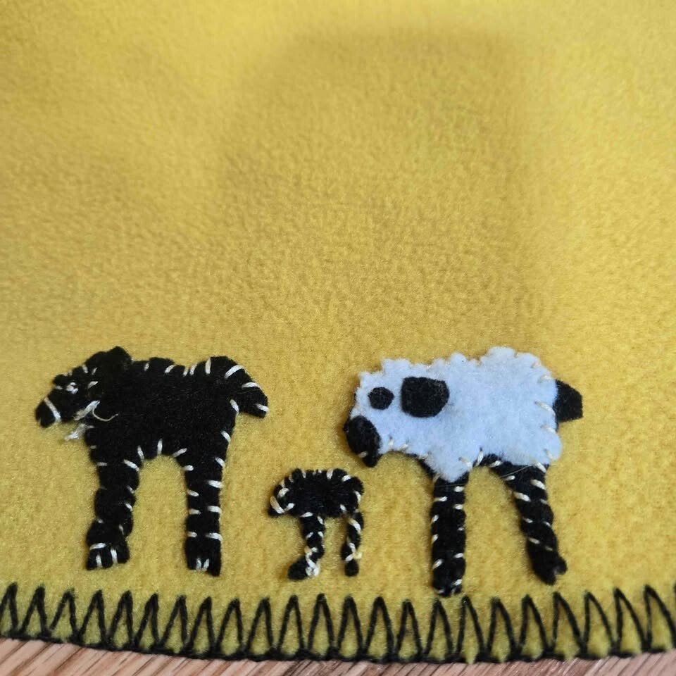 Hand Made Blanket Zoo Animals [T48]