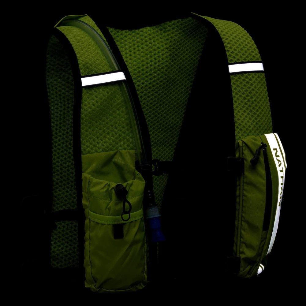 Hypernight QuickStart 2. 0 4L Pack with 1. 5L Bladder, Reflective, Front Pockets