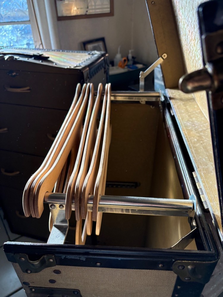 steamer trunk wardrobe 1920/1930s
