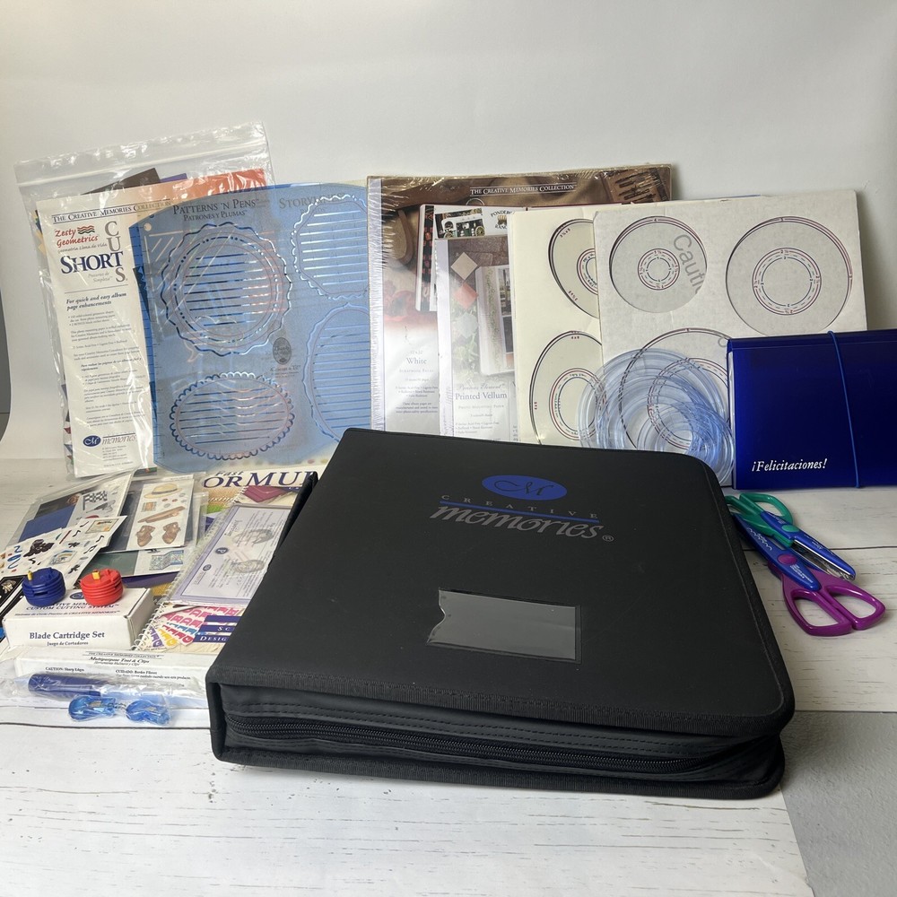 Creative Memories 3-ring Zip Carry Case w Plastic Insert Protectors + EXTRAS