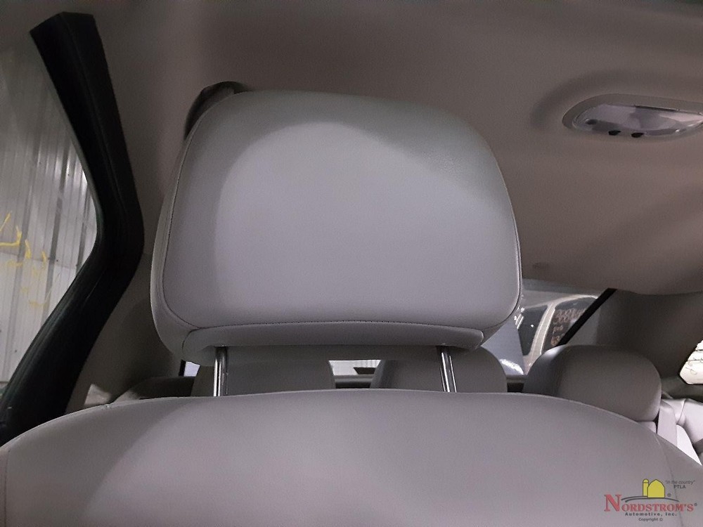 2006 Chevy Impala Passenger Front Headrest Only Gray Leather