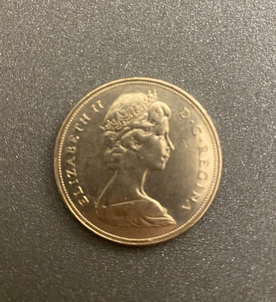 1972 Canada One Dollar Nickel Coin $1