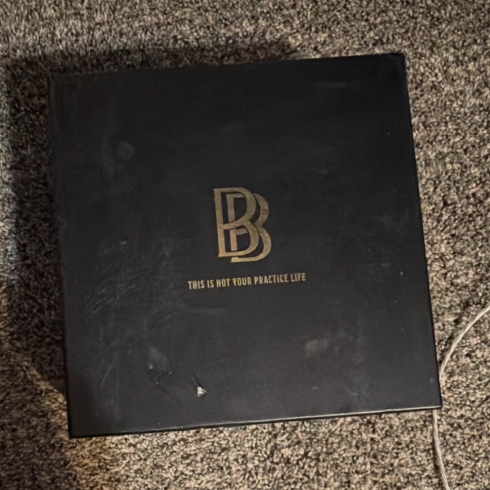 BB Gold money gun