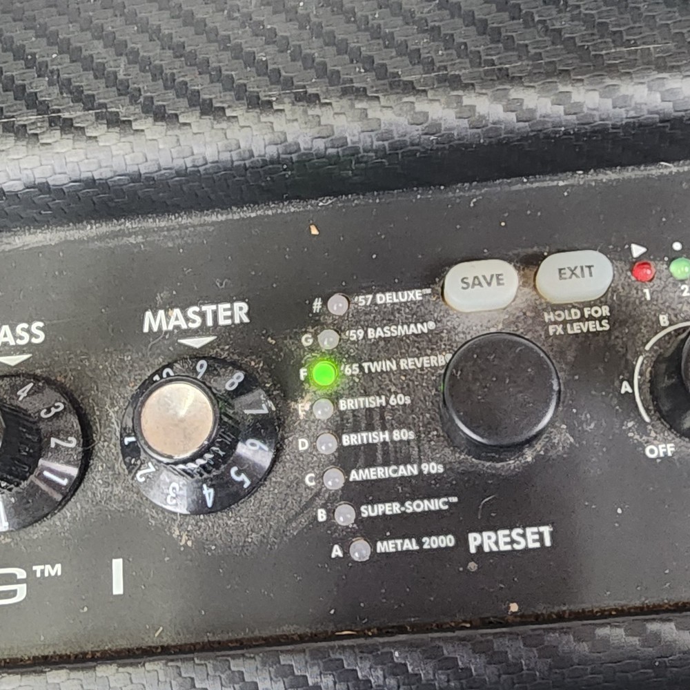 Fender Mustang I (V.2) Guitar Amplifier 70W Amp - Working