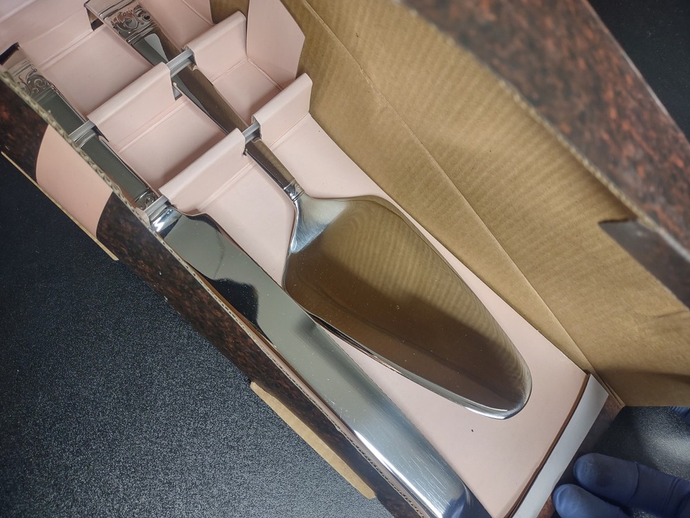 Mikasa Stanton 2-Piece Cake Knife and Server Set