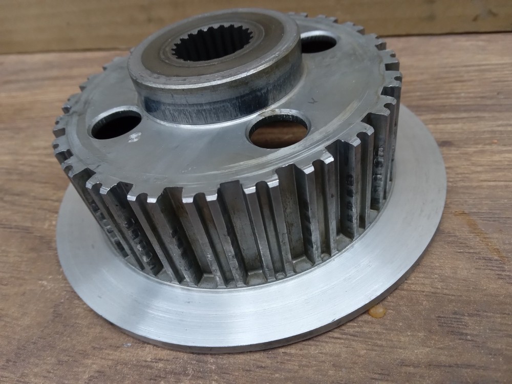 xlx250 clutch hub , ENGINE NUMBER MD08E