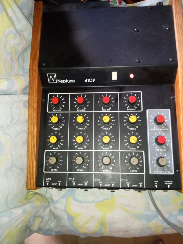 Neptune 410P Vintage Mixer