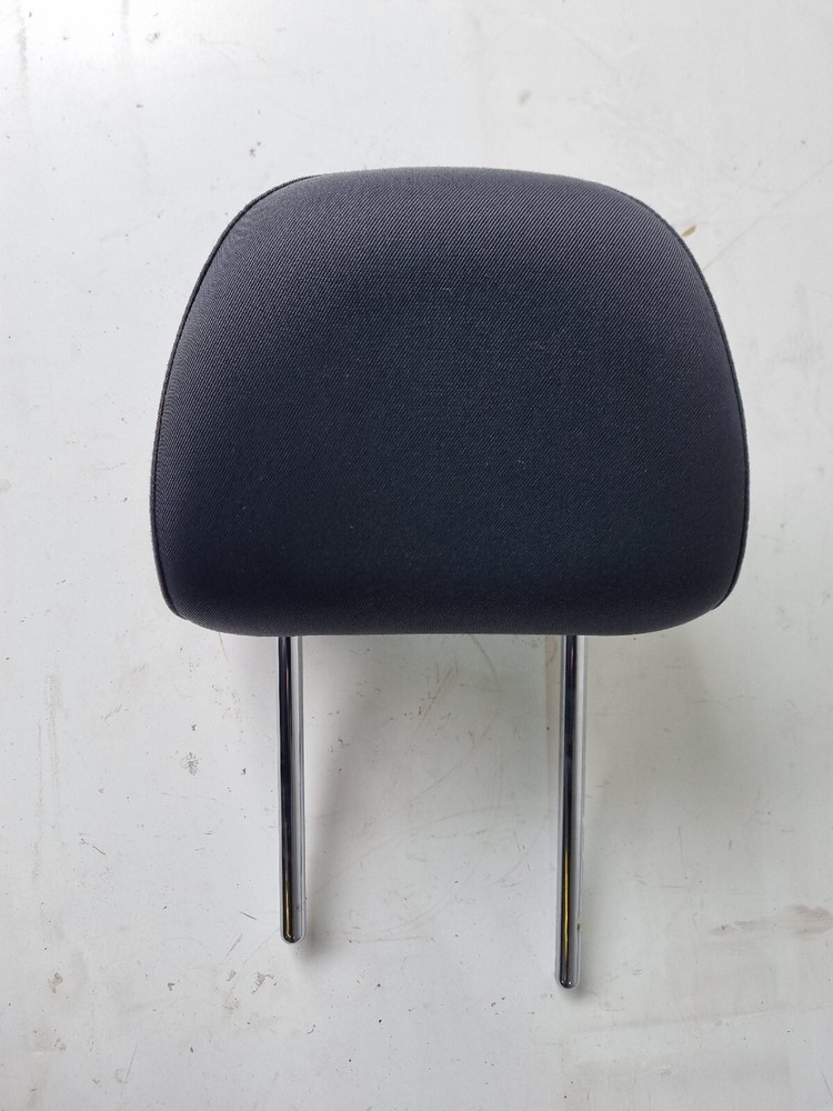 AUDI A1 HEADREST /  BLACK CLOTH PASSENGER SIDE FRONT HEADREST 2011- 2018