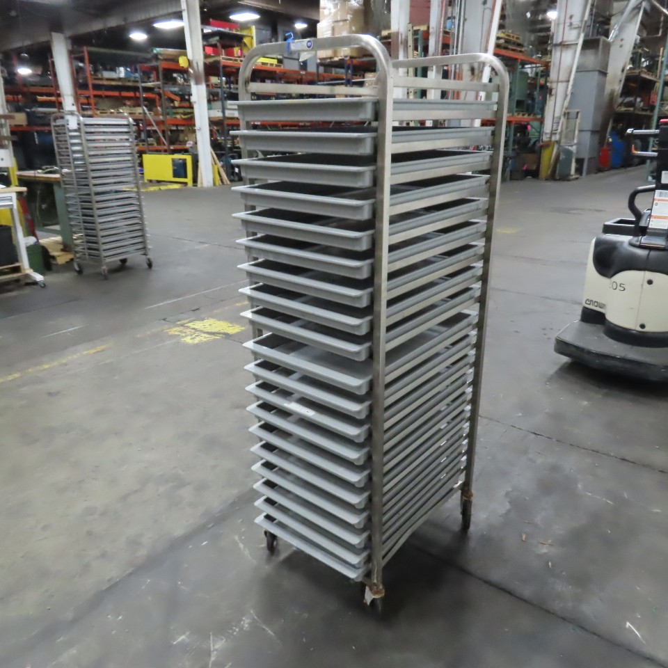 M & E Mfg. Stainless Steel Single End Load Nesting Baking Rack 20 Pan Capacity