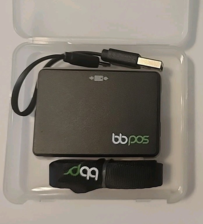 New BBPOS Chipper  Bluetooth Card Reader 2AB7X  Black w/ Case Cord Strap