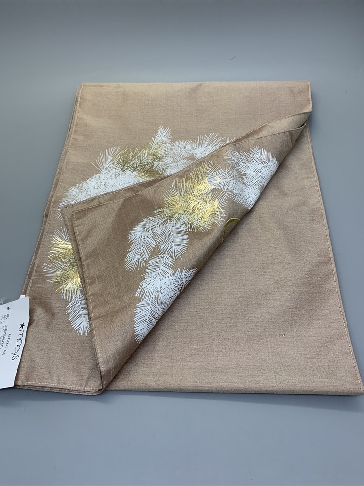 Blush Noel Wreath Holiday Table Runner 13" x 70"
