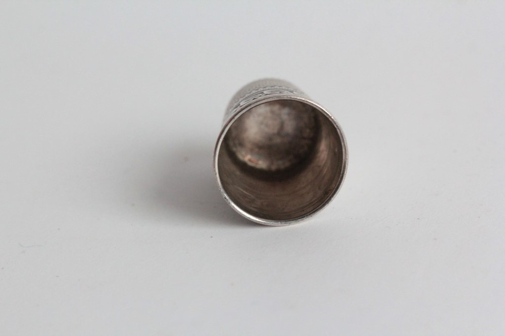 Silver thimble (75731)