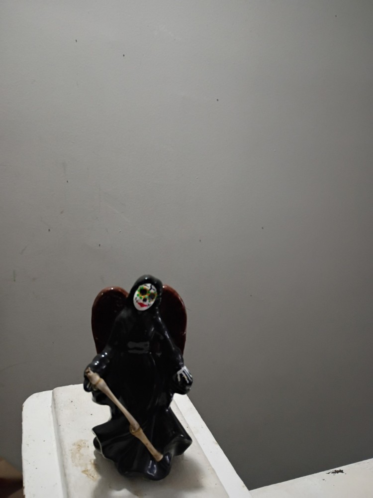 Santa Muerte Negra
