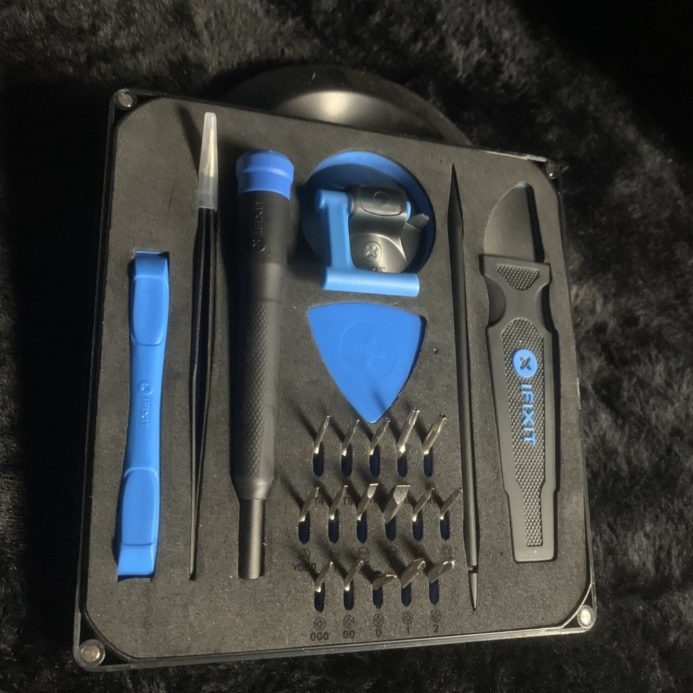 IFIXIT Essential Electronics Toolkit