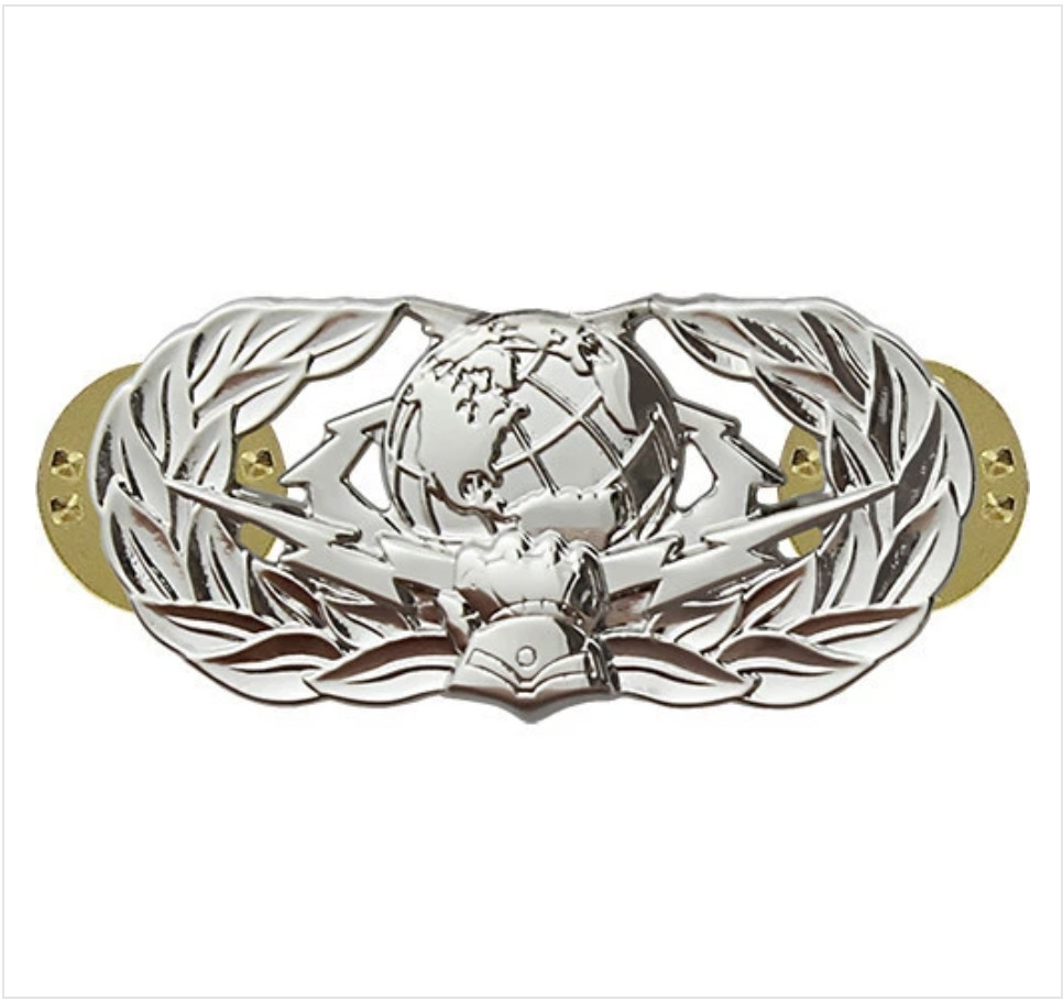 GENUINE U.S. AIR FORCE BADGE: CYBERSPACE SUPPORT: BASIC - MIDSIZE