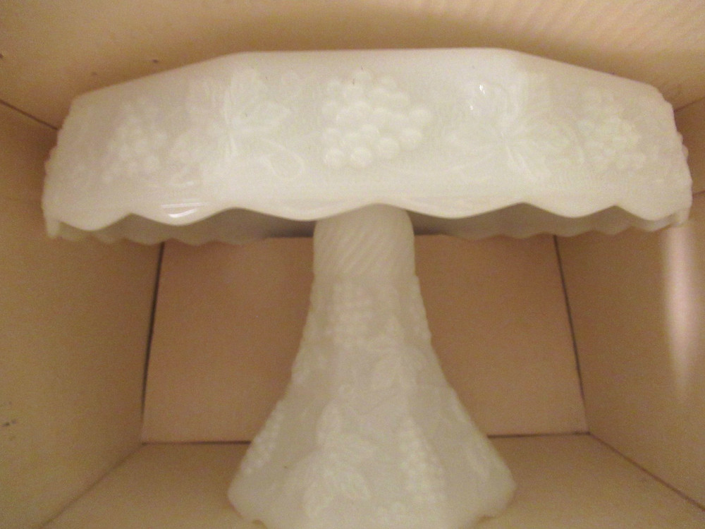 Vintage Anchor Hocking Footed Cake Stand MIB