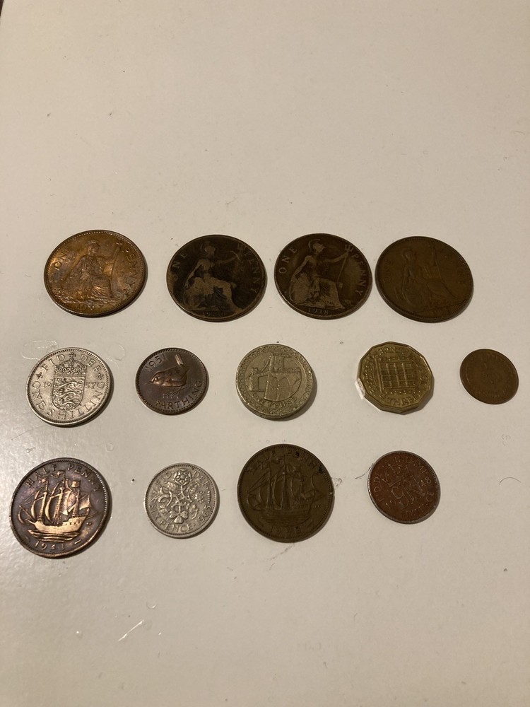 Small selection of GB coins