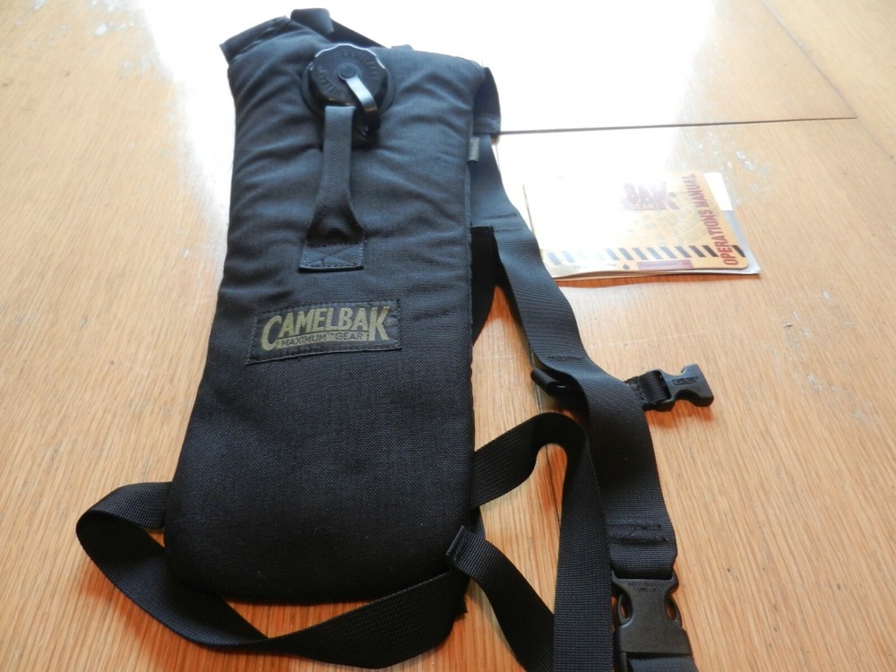 Camelbak Maximum Gear Thermobak/ W 2L Bladder Black Hydration Backpack Unused?