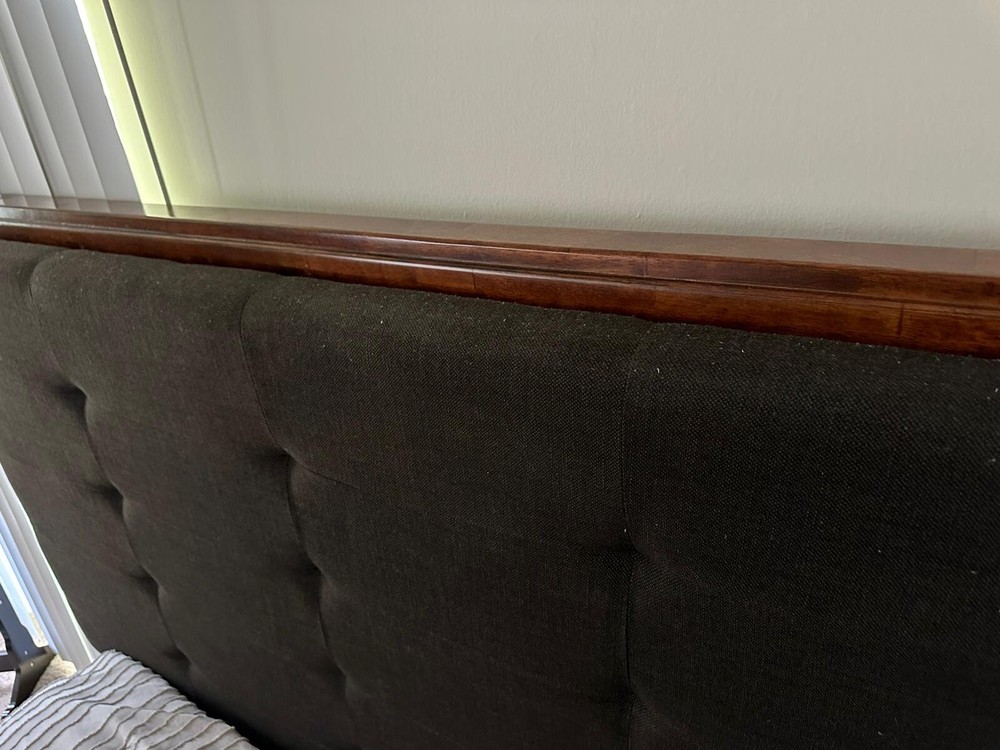 complete queen bedroom set