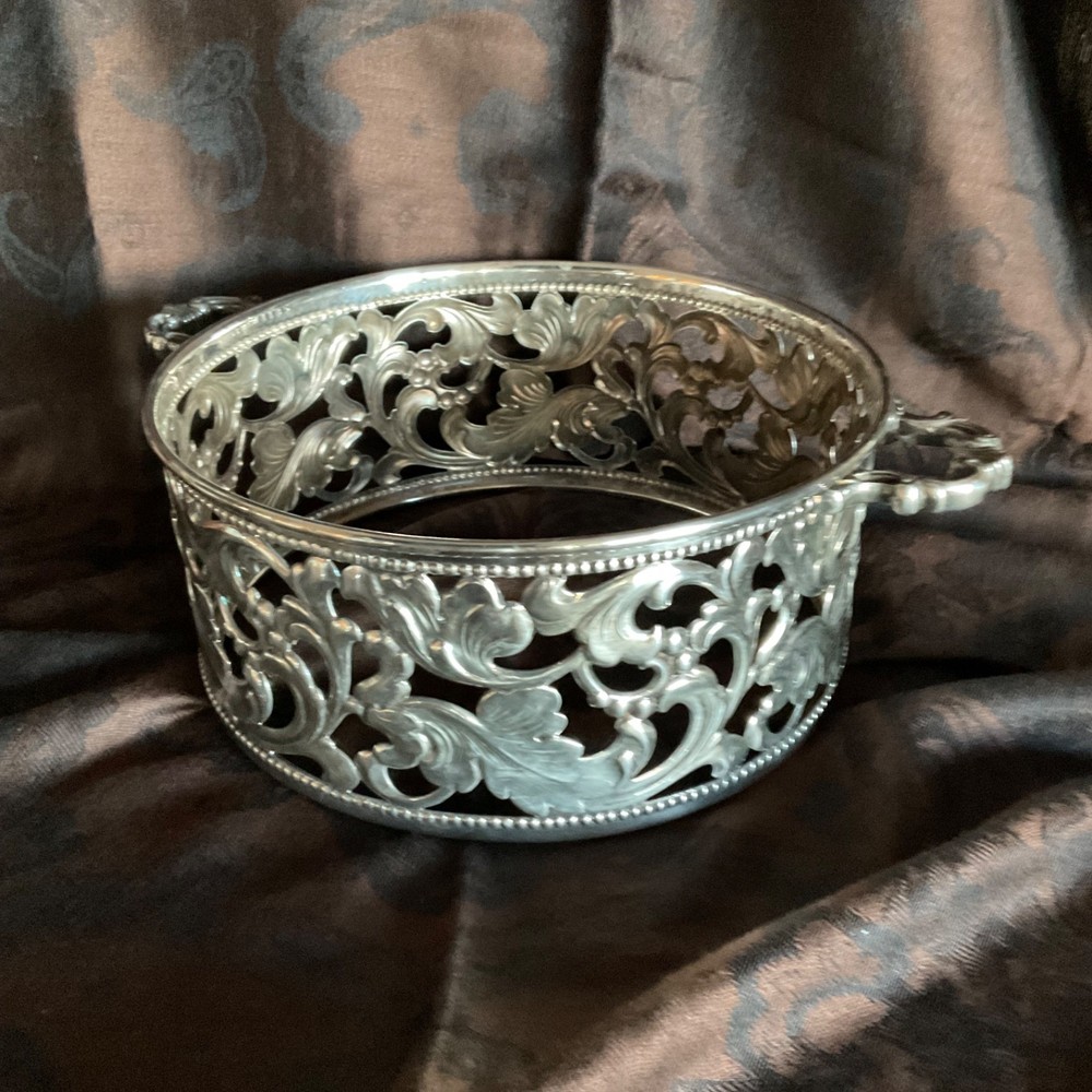 Covered Oven-Proof Silver Serving Piece - Reed & Barton