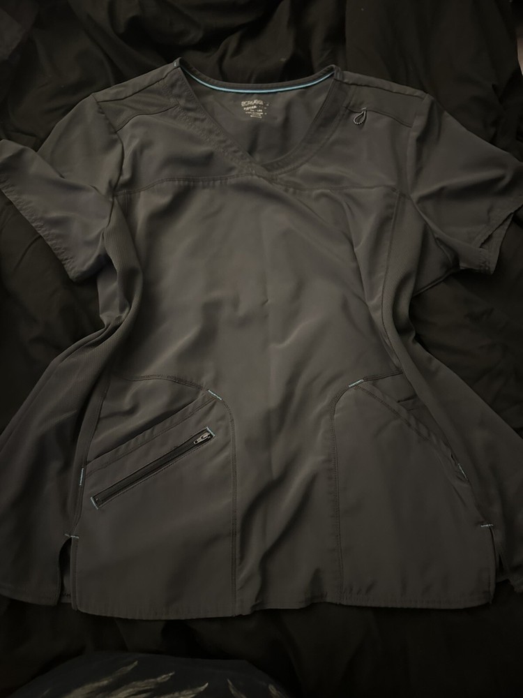 Grey scrubs set 🩶