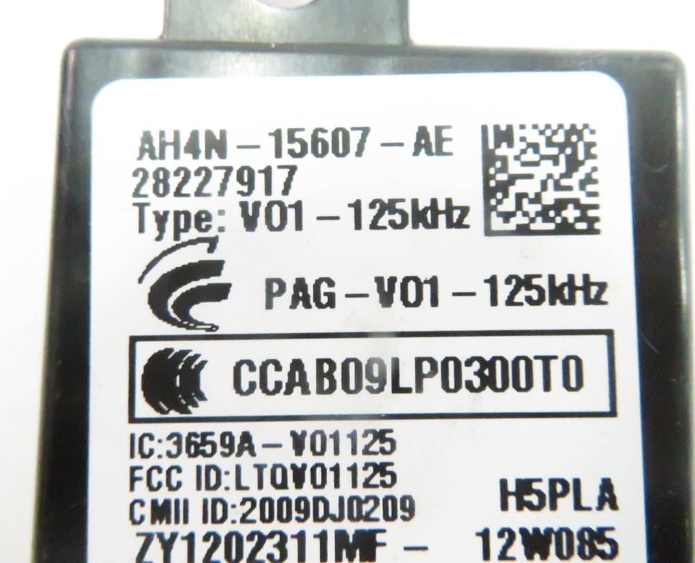 2012 RANGE ROVER (L322) KEYLESS ENTRY ANTENNA SENSOR MODULE