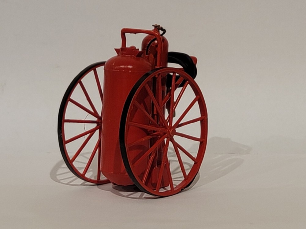 G Scale Fire Extinguisher - 1:24 Scale Dolley Fire Extinguisher