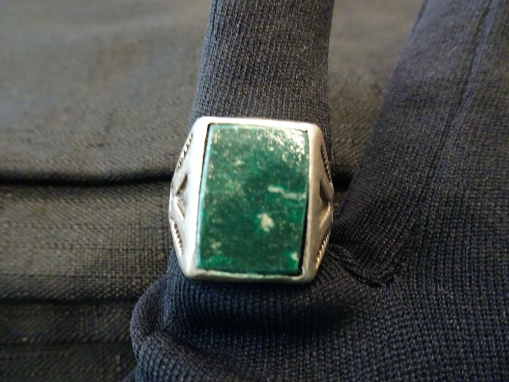 #585--VINTAGE STERLING SILVER RING WITH VERY NICE STONE--SIZE--10