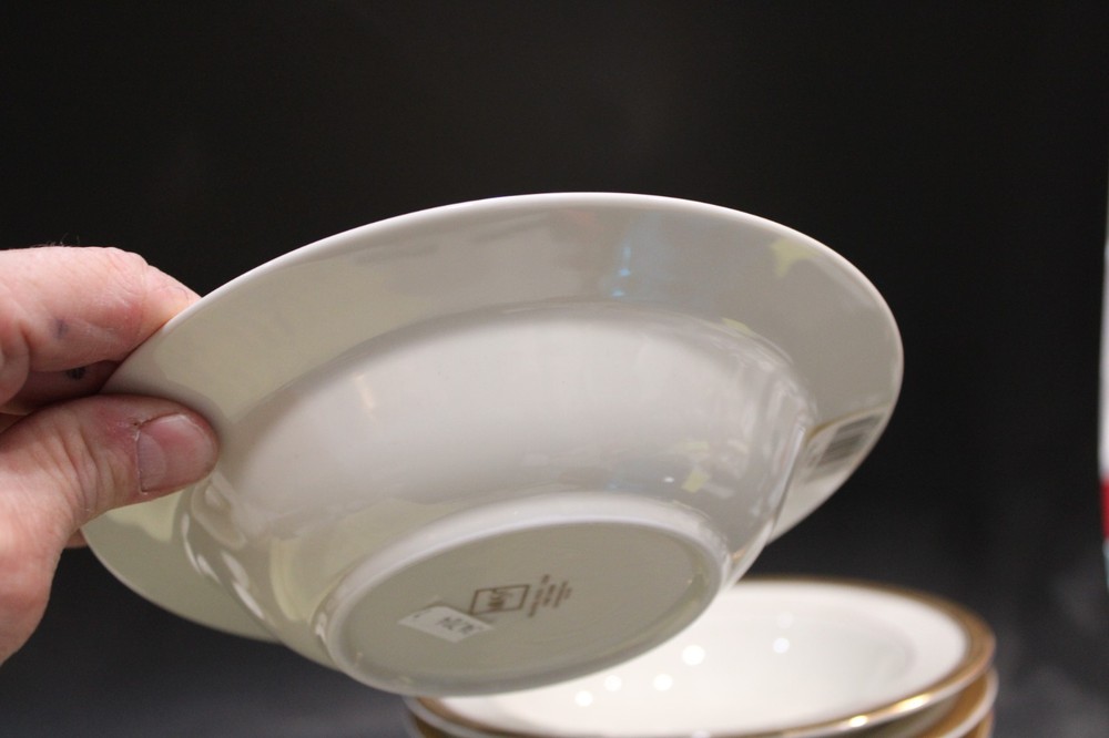 Mikasa Palatial Gold 12 Fruit Bowls 7 1/4"
