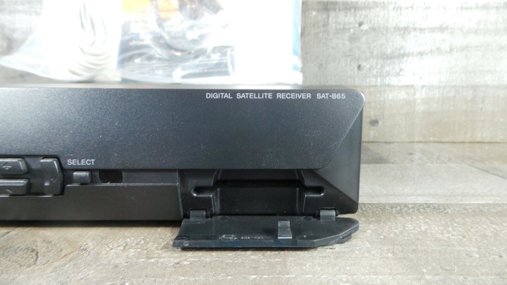 Sony Directv Digital Satellite Receiver Model #8195622