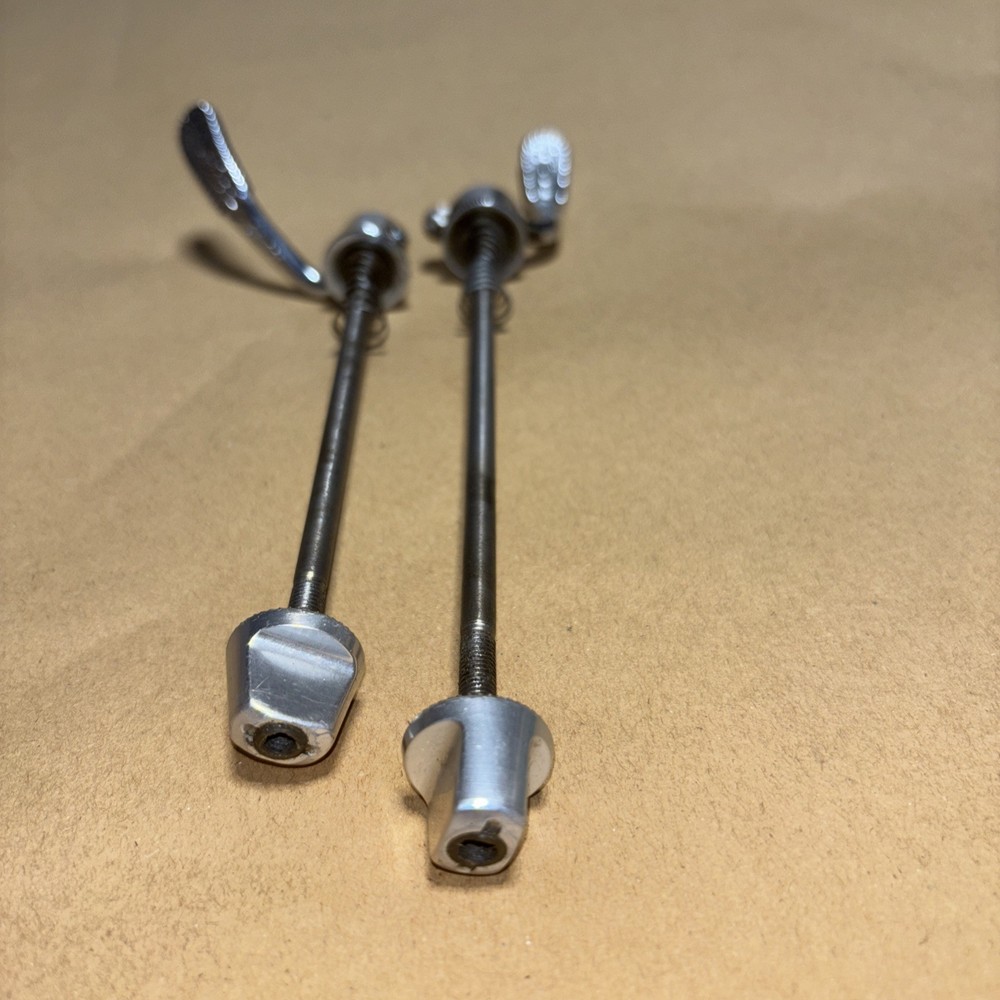 Campagnolo Quick Release Skewer Set (front + back) Possible Campagnolo Récord