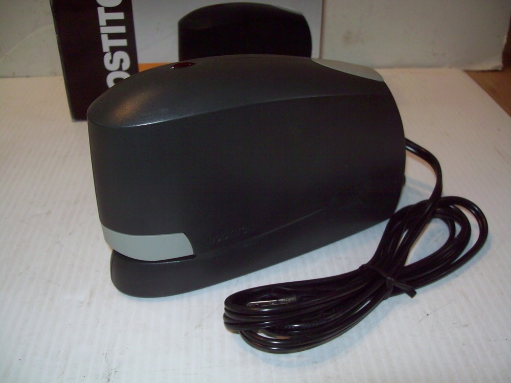 STANLEY BOSTITCH Electric Desktop Stapler Model 02210 NEVER USED EXCELLENT