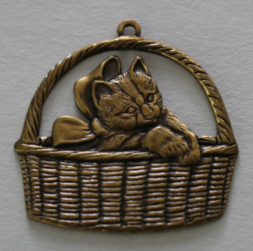 Brass charm - Kitty in a Basket
