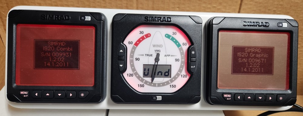 Simrad IS20 Sail Pack Wind/Combi Depth & Speed, with Graphic Display & NavPod